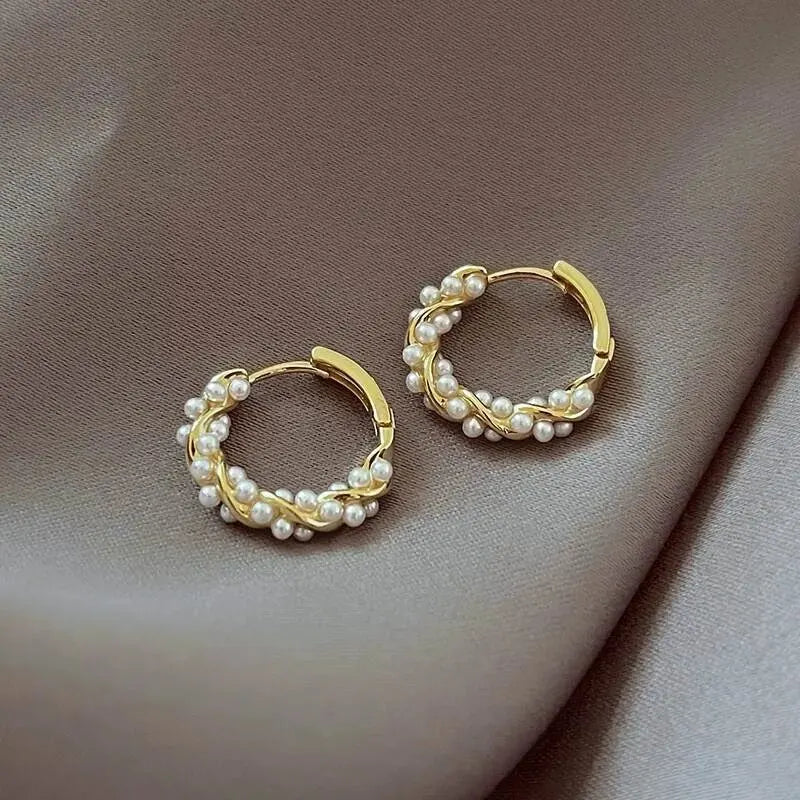 French Imitation Pearl Circel Earring Small round Hoop Earrings for Women New Design Texture Earrings Jewelry Elegant Gift